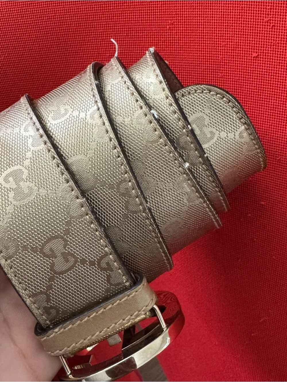 100% AUTH Gucci Metallic Gold GG Logo Leather Belt - Picture 3 of 4